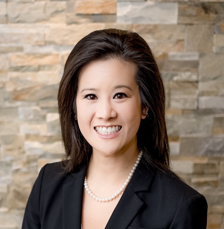 Dr. Stephanie Woo, DC, MBA